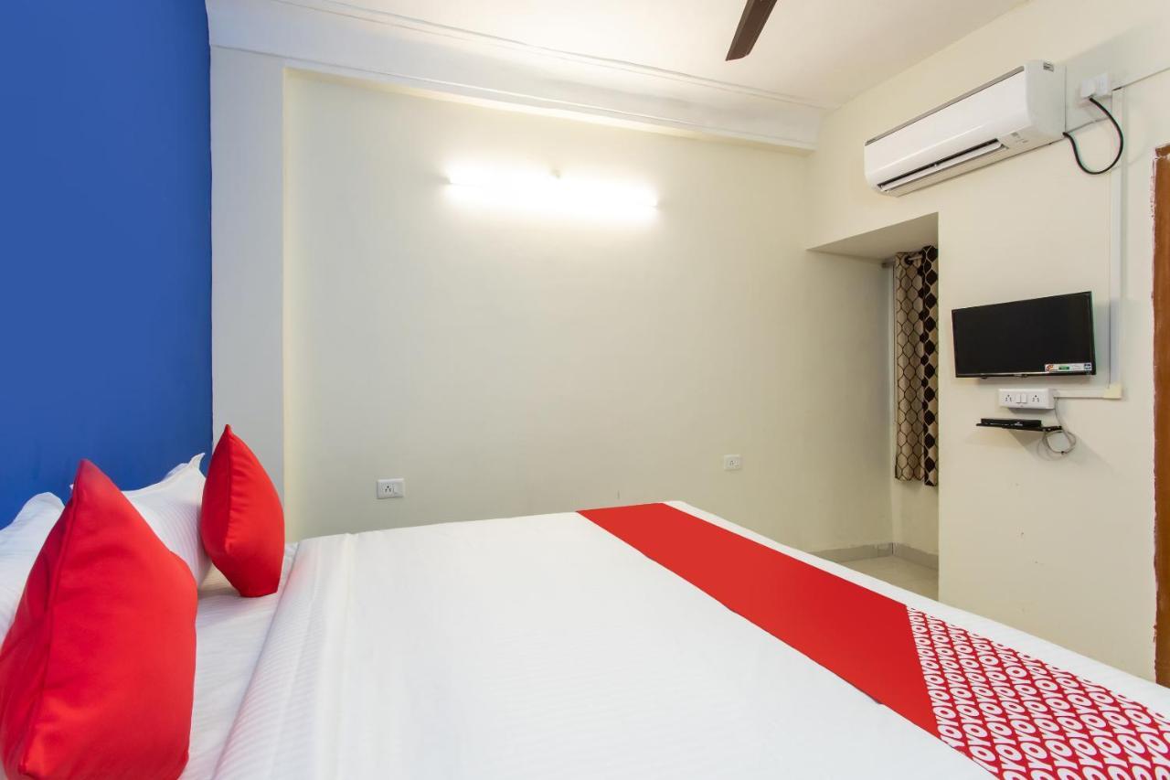 Oyo 27862 Hotel Brooklyn Індаур Екстер'єр фото