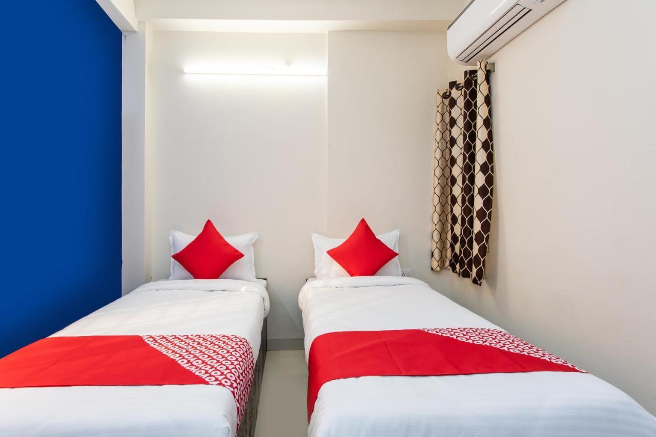 Oyo 27862 Hotel Brooklyn Індаур Екстер'єр фото